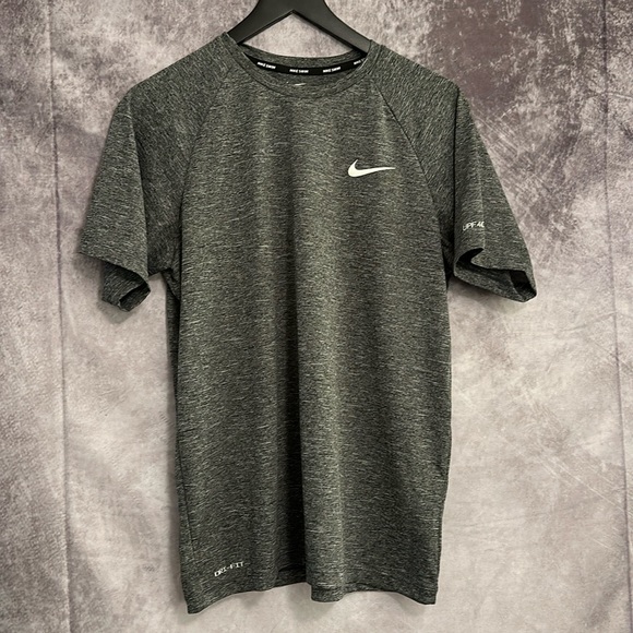 Men’s Nike Swim Dri-Fit Tee NWOT - Picture 1 of 4